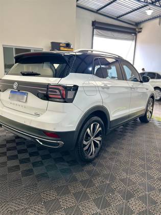 VOLKSWAGEN T-CROSS 1.4 250 TSI TOTAL FLEX HIGHLINE AUTOMÁTICO